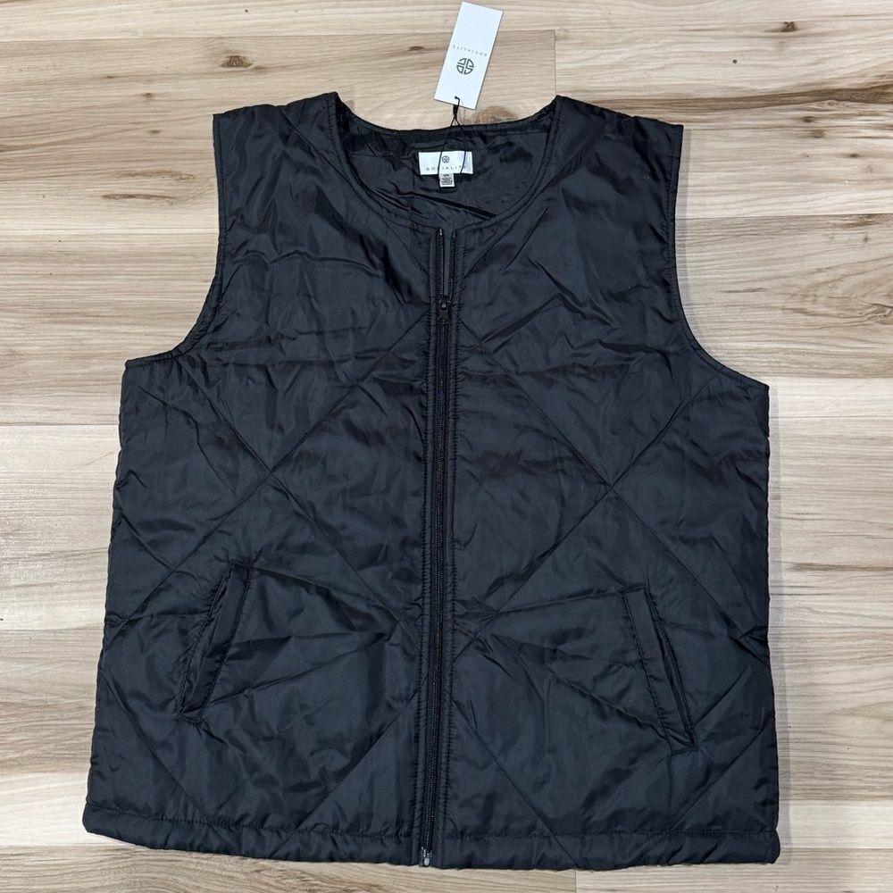 NEW Socialite Black Quilted Vest Women’s Small/Medium